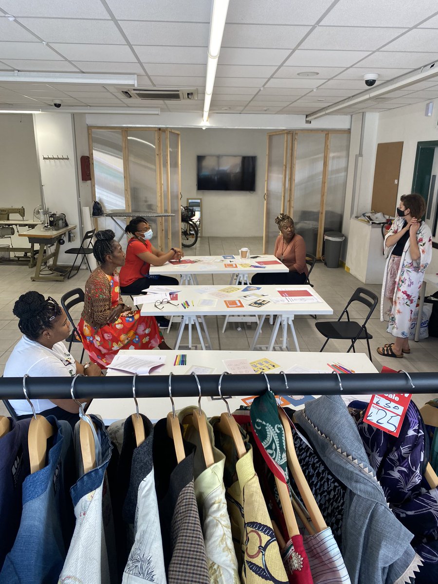 FraMazzarella's tweet photo. Forest Kimonos has kicked off! 6 weeks of workshops for women from #WalthamForest to design and make a zero-waste kimono, upcycling fabric waste from @FRPonline Kindly supported by @wfcouncil @sustfash @LCFLondon #MakingForChange https://t.co/jBLTpfVSHk