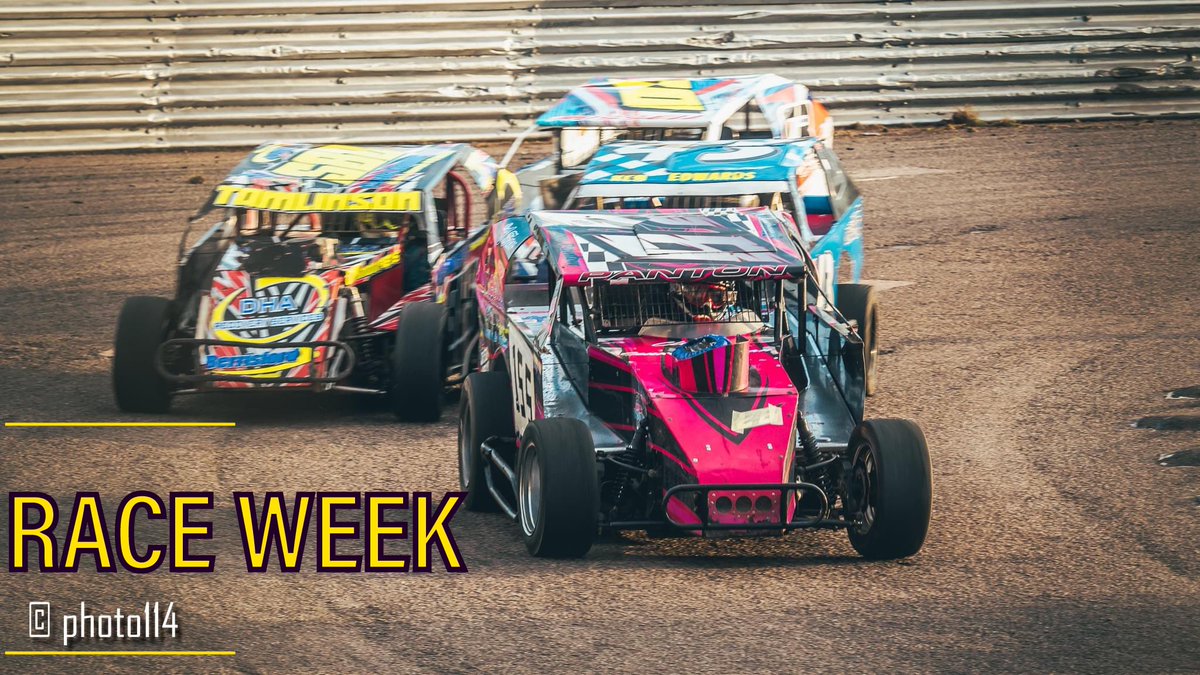 ModifiedsUk's tweet photo. It’s race week @bhamwheels sponsored by Fastlane Conveyors. Amazing photography from @MarkRoper3 #ukmodifieds #dirtracing #modifieds #modlites #ukmotorsport #ovallife #dirtlife https://t.co/fSDBVJV4Pm