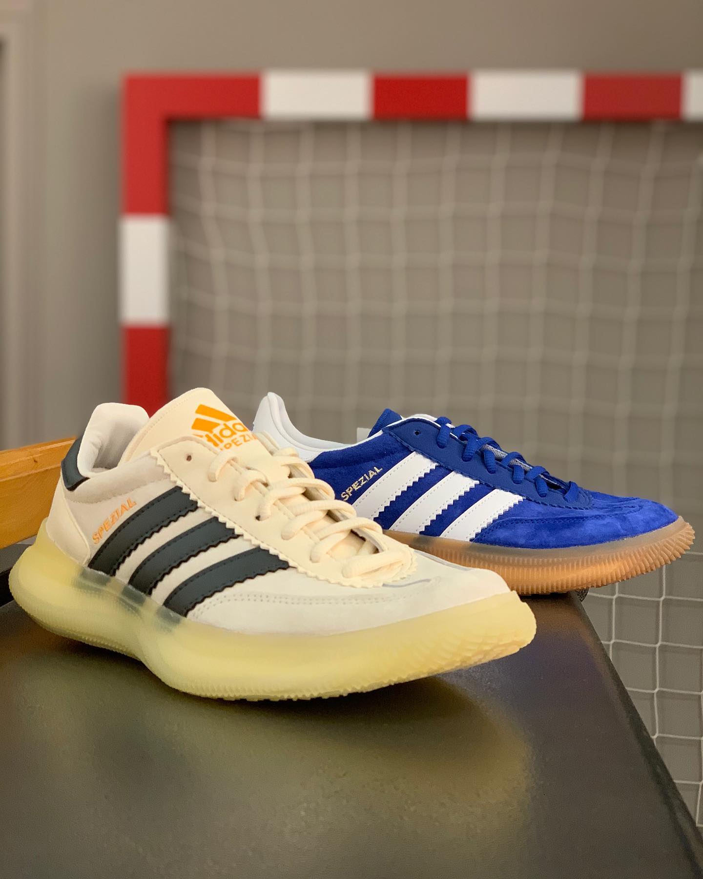 40per20 on Twitter: "Adidas Spezial Boost 🔝💣, mejor zapatilla para nuestros queridos porteros sin duda. . #handball #balonmano #andebol https://t.co/ydg9O3kBCR" / Twitter