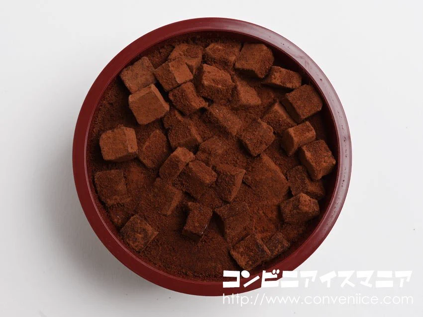 生チョコ好きさん！！セブンイレブンにて、生チョコアイスが販売開始しましたよ！