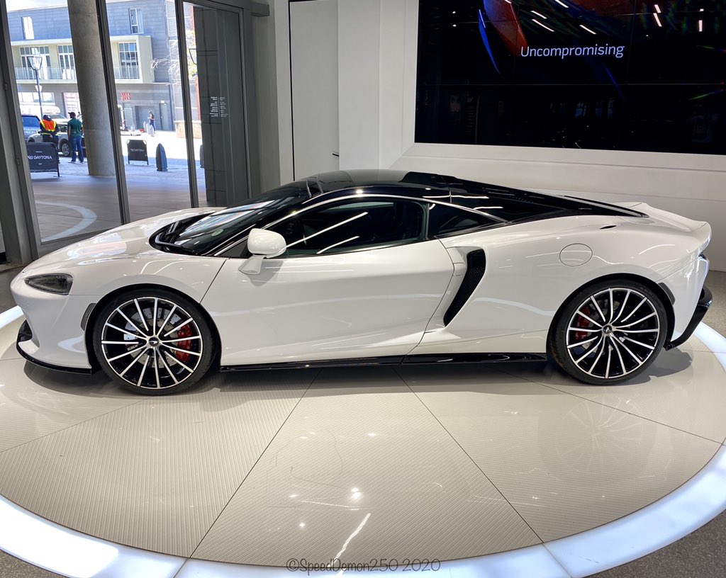 OctaneRepublic's tweet photo. McLaren’s first grand tourer occupies a category of its own in the Woking manufacturer’s current range. The GT shares a relation to the 570S &amp; 720S to match its supercar styling.

#McLaren #GT #OctaneRepublic #SpeedDemon250 #SteveSpeedZA 

📸: @SpeedDemon250 &amp; @SteveSpeedZA https://t.co/GHlZmqOOBg