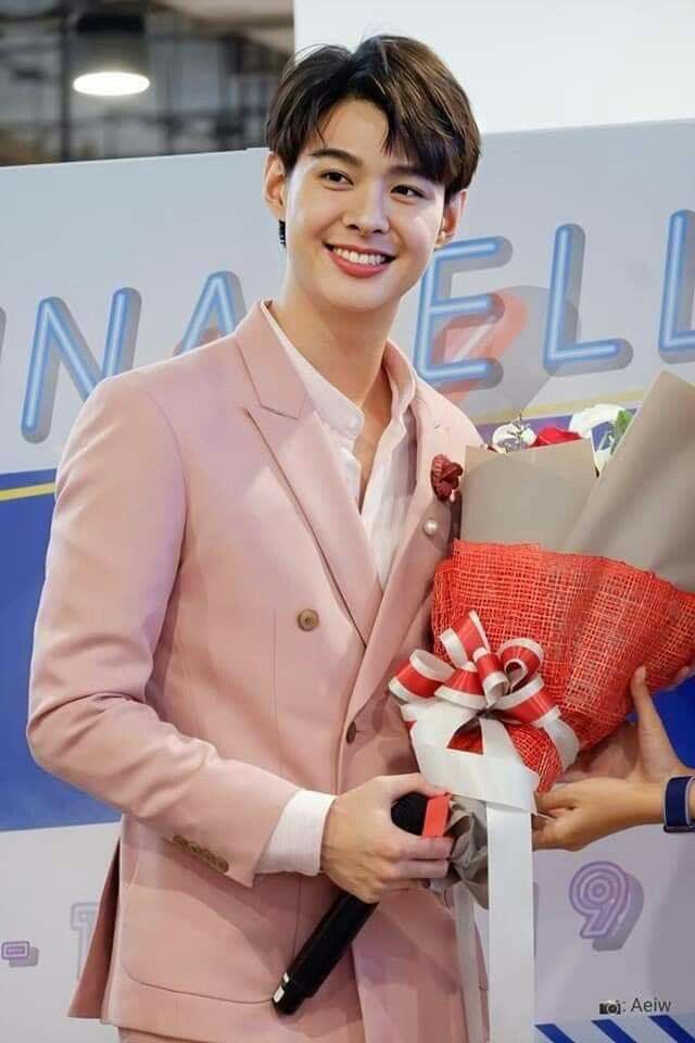 Ah yes... men in pink are the best