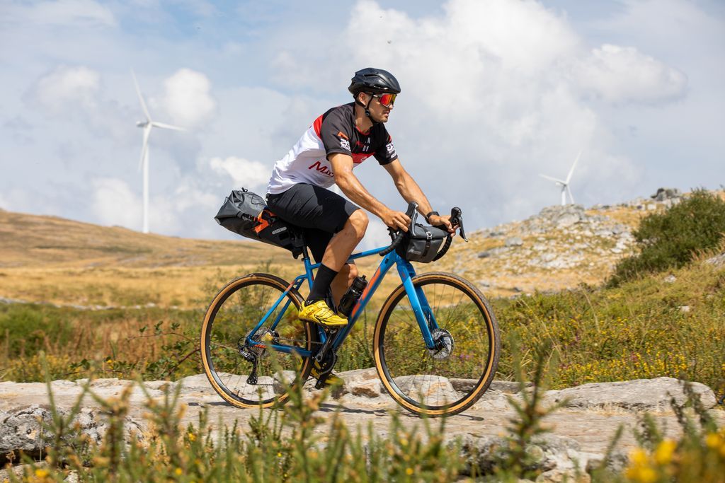 MirandaBiking's tweet photo. Gravel riding is a whole new sensation and an experience if you want to develop as a rider and challenge your cycling brain. It is a superb way to build your core fitness and endurance while exploring fantastic beaten tracks. Miranda gravel solutions allow you to experience more. https://t.co/U6asMI1ol3