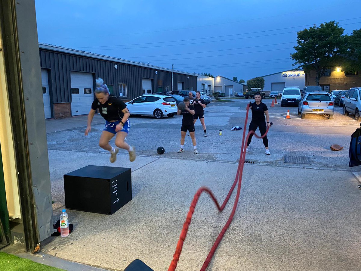Tave91's tweet image. Great alternative workout session last night for @CTLadies with some strength &amp;amp; cardio work, run by own very own @andy_liddle 
💪💪💪 #AAU
