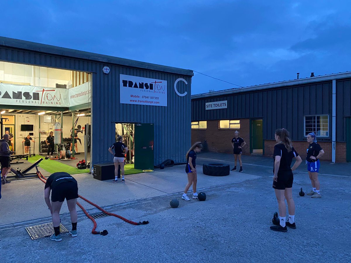 Tave91's tweet image. Great alternative workout session last night for @CTLadies with some strength &amp;amp; cardio work, run by own very own @andy_liddle 
💪💪💪 #AAU