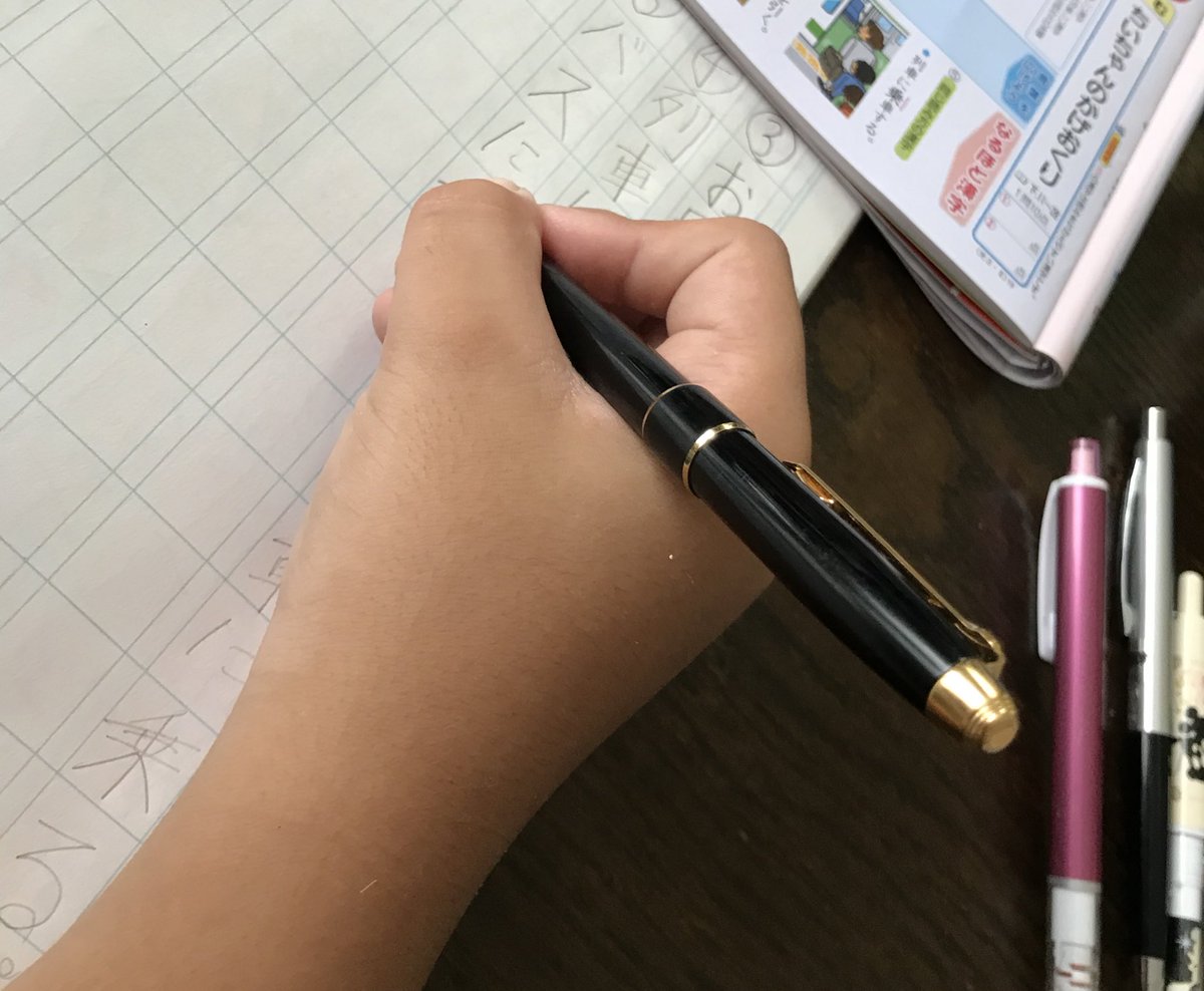 小３男子が自分の使いやすいシャープペンシルを選んでみた Togetter