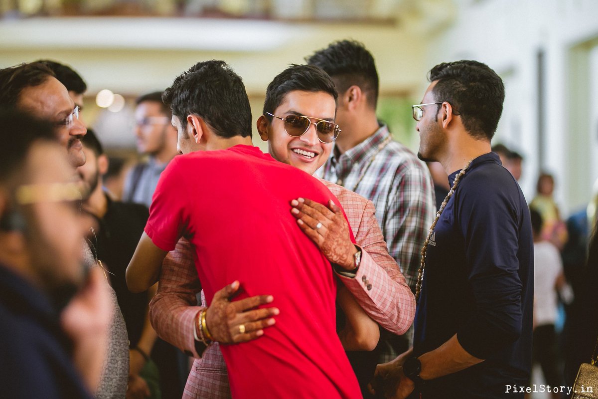 PixelstoryIn's tweet photo. When you click your wedding with https://t.co/xFrmL54jFa, a single detail will not be missed. Every moment in your #wedding deserves a pause &amp; we are experts in doing that. Call now us at +91-9980963979/9980933470 or visit https://t.co/wXsVgviE5l. https://t.co/tQcIkL3eZh