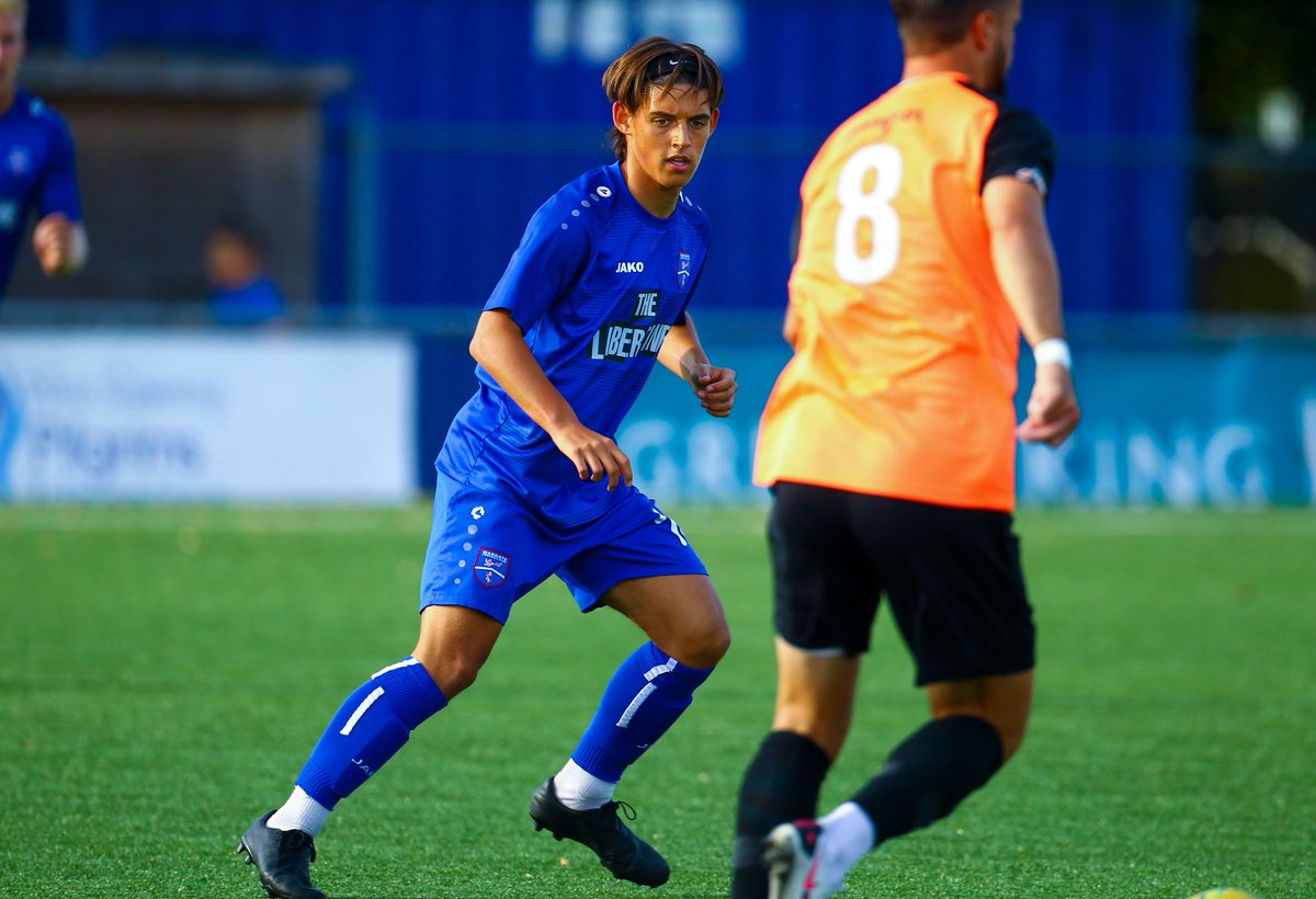 margate_fc's tweet image. Further thanks to @LMBCProjects for sponsoring George Wilkinson both home➕away this season.

We still have some players available to sponsor and don&apos;t forget your package includes our 🆕 shirt 😍

➡️ margate-fc.co.uk/news/15-sep-20…