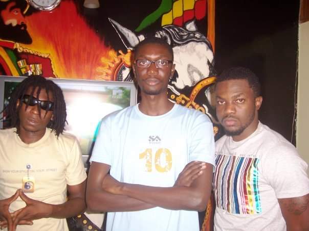 AmeyawDebrah's tweet photo. Legendary shot @r2bees https://t.co/ZkVh7wsD6A