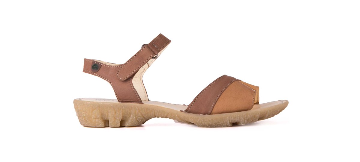 Un concepto de marca responsable y eco sostenible, Maytika presta especial atención al diseño, el confort, la innovación y la responsabilidad social. Para vestir tus pies y acompañarte en tu vida diaria. #56eimbcn #calzado #moda #feria