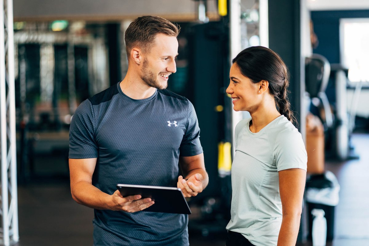 Q&amp;A session! 💥 We answer your questions about metabolism, weight loss, immune system and analysis. You are interested in e.g. how you can eat and train in the best way for your body? LIVE on our instagram channel on Thursday at 5 pm CET! instagram.com/dynostics