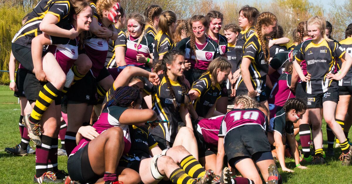 Sport_Hallam's tweet photo. IT'S SPORTS FAIR DAY!!⚾ 🥅 🏐 ⚽ 🏂 🏉 🚲 
We know today is a little different but you can chat to all our Sport Clubs (virtually) and sign up to join any club! So sign up and join the BIGGEST team you'll ever be part of! Club sessions bookable until 12pm
https://t.co/2v1R8ycrJU https://t.co/wTEKIeXtCk