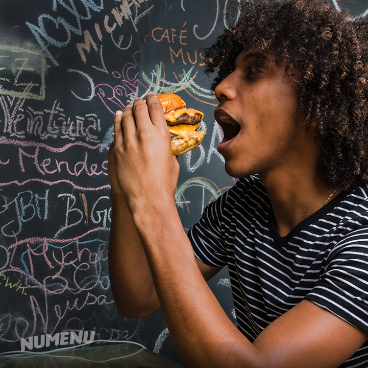 Numenu_'s tweet photo. O tipo de relação que todos gostaríamos de ter. 

Pede o teu hambúrguer pelo whatsapp 944 414 114
#burger #numenu #burgerlovers #instaburger #instalovers #love #hamburger #instahamburger #cheese https://t.co/P6Q7N1MN20