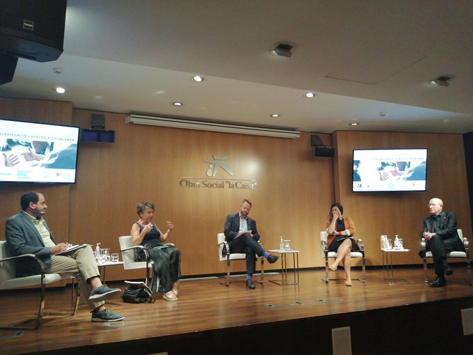 ICIPeace's tweet image. Taula amb Joan Manuel Tresserras, @SoniaAndolz @fsancos i Marina Subirats, conduïda per @KristianHerbolz.  Moltes gràcies per participar-hi!

I el proper 14/10, nova sessió amb @daniInnerarity @estherveraARA i Ignacio Sánchex Cuenca, dins el cicle sobre #polarització i #diàleg.