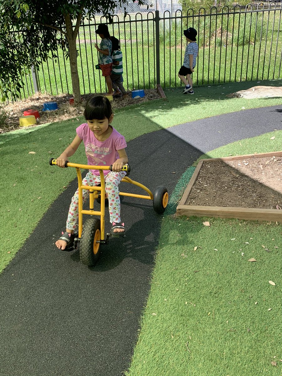 mrchristaylor22's tweet photo. Mr Taylor’s Driver Training Services!! Some safe driving lessons on the preschool lunch duty today! 🚲 @lyndall_hayton @Ly_Huynh_ @BecWest81 @nathdavis11 @Bonnyrigg_PS @InspiredEducat1 https://t.co/LcyUge2t0c