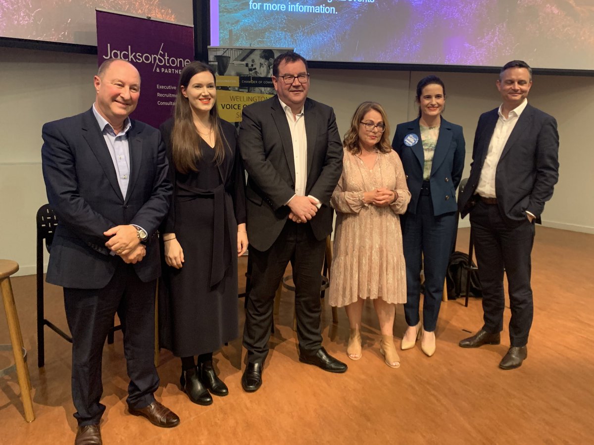 WgtnChamber's tweet photo. Big thanks to our local Welly candidates for joining us tonight and to @tracy_watkins for an outstanding effort as our debate moderator #wellydebate2020 #nzpol https://t.co/DlFNGCxNlZ