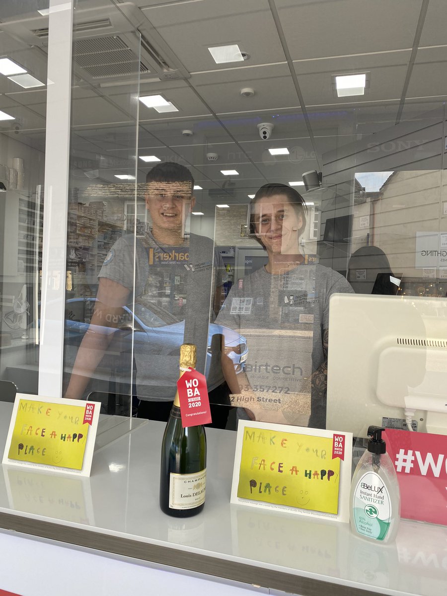 hexagonbusiness's tweet image. A nice afternoon yesterday visiting the Witney #WOBA2020 finalists! Enjoy your Champagne and good luck on Friday 🥂🤞 @iRepairTech @MoshonData @TurnITonSupport @GSR_Technology @littledotsday @polythene_uk @HuntersCakeCafe @STLcommstweets and others!