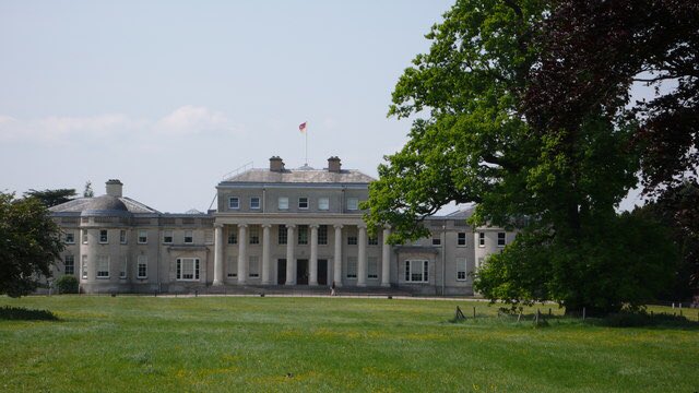 EventTransfers's tweet image. Yesterday 

Kent to Staffordshire, helping a client realise a dream, close by to the beautiful Shugborough Hall 

Our chauffeurs helping your dreams become reality

ExecutiveEventTransfers.com

@nationaltrust @StaffsChambers @VisitEnglandBiz