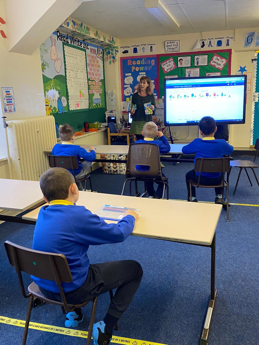 YYGPrimary's tweet photo. Exciting Day at YYG Nurture Provision: a visit from @catweatherill to work on a Literacy Project- Dream Adventures.
#RaisingAspiration #EncouragingReading #BuildingConfidence #DiscoveringDreams https://t.co/ndfmziabOZ