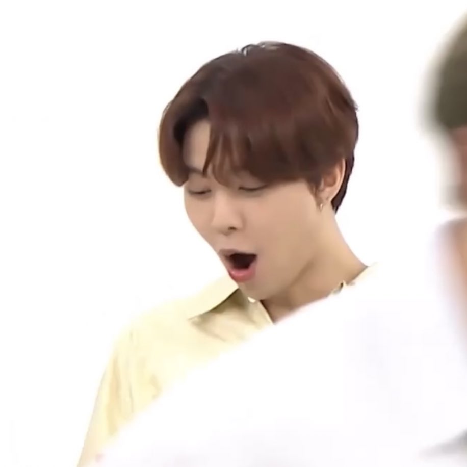 halsuhisseo's tweet photo. HE SHOOOCKT 😭
#JOHNNY_MC #NCT_쟈니
#OneandOnlyMC #JOHNNY
#찬란하게_빛나는MC
#쟈니 https://t.co/UhwK3qba9H