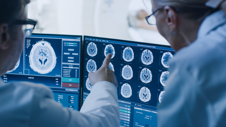 vitaly_prl's tweet photo. ¿Conocemos el daño cerebral ocasionados por la #COVID19? @TheLancet ha publicado los resultados del seguimiento realizado por Resonancia Magnética (RM). Descubre los datos del estudio: [link] #CualtisSalud #DañocerebralCOVID19 #BlogSaludos
https://t.co/OcLzvBoBXN https://t.co/wHx6Wfmuc2