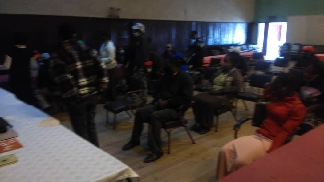 dactzw's tweet photo. We now have 43 participants in the room. Over 20 are non deaf and are learning sign language. Rev Zenda gave us a morning devotion is sign language this morning
#DeafAwarenessWeek https://t.co/yGADaI1o9t