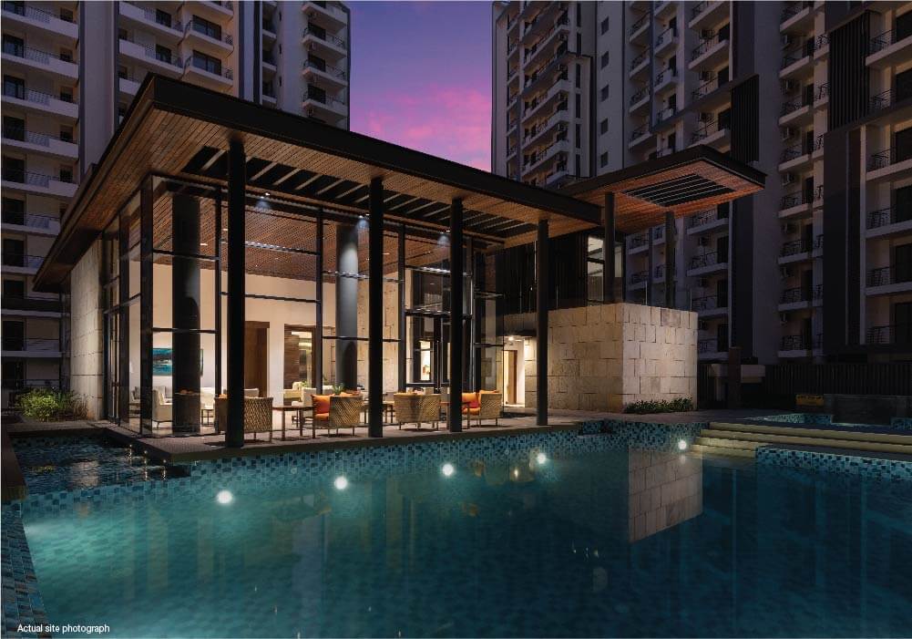 AlamRealtors's tweet photo. #Godrej_Oasis located at #Sector_88A Gurgaon.
➡️3BHK || 1791 SqFt || Price: 1.12 Cr All Inclusive
#Contact: +91 9810327855 | 8574611838
✔️2 BHK &amp; 3BHK Homes
✔️More than 75% Open Green Spaces
✔️Exclusive 929.03 sq. mt. Club for Only 300 Families
✔️1.5 Acres of Central Courtyard https://t.co/W2jifaY3PL