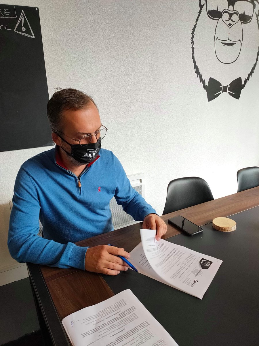 🐻😎 Ce n'est plus un secret, #grizzlydigital est désormais officiellement le prestataire de <a href="/RugbyUsb/">𝙐𝙎𝘽 𝙍𝙐𝙂𝘽𝙔 🏉</a>  ⚫⚪ pour la saison 2020/2021! #Communication #Siteweb #CommunityManagement 🖤sur toi @AlexFrontere