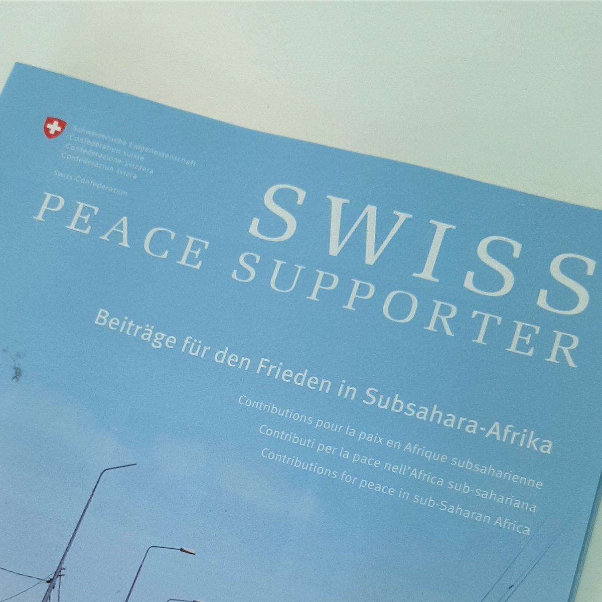 A real pleasure to be featured in the #SwissPeaceSupporter for our 20th anniversary. A bit about our work in Sub-Saharan Africa and supporting the #UN and #multilateralism for better #SSG #SSR
Get a cup of tea and spend a little time with us today
>> https://t.co/KLykLxqlun https://t.co/p3uZaBMKNC