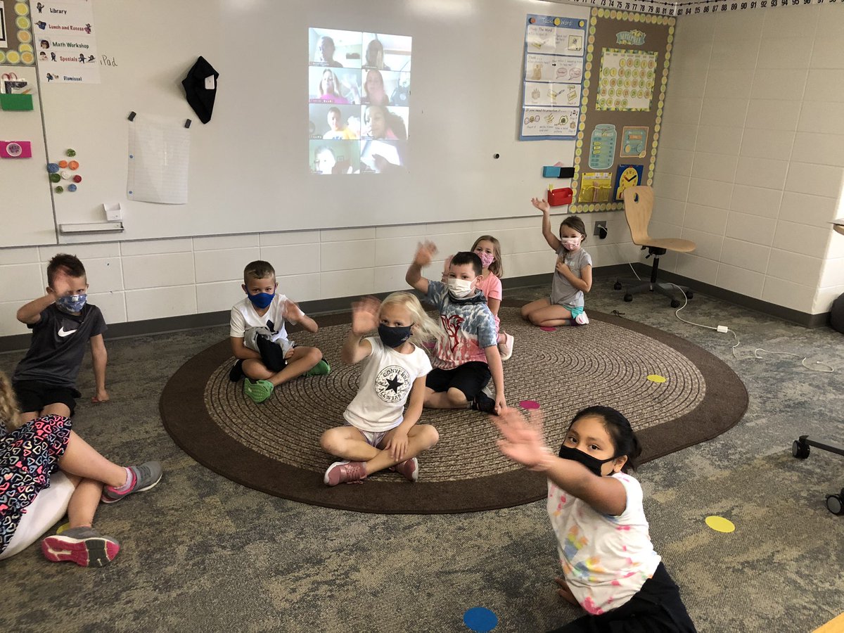 Taught our SEL lesson synchronously today. Glad I took the risk. #roadrunners #hybirdteaching