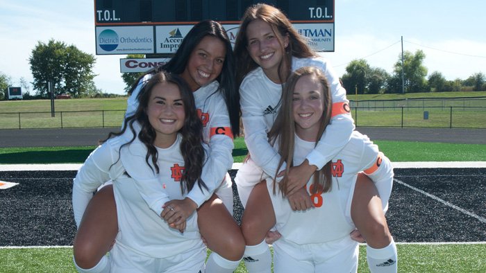 Best of luck to our senior girls soccer players TONIGHT as they take on the Quakers and celebrate Senior Night. GO LADY DUKES!
#marlingtoninmotion