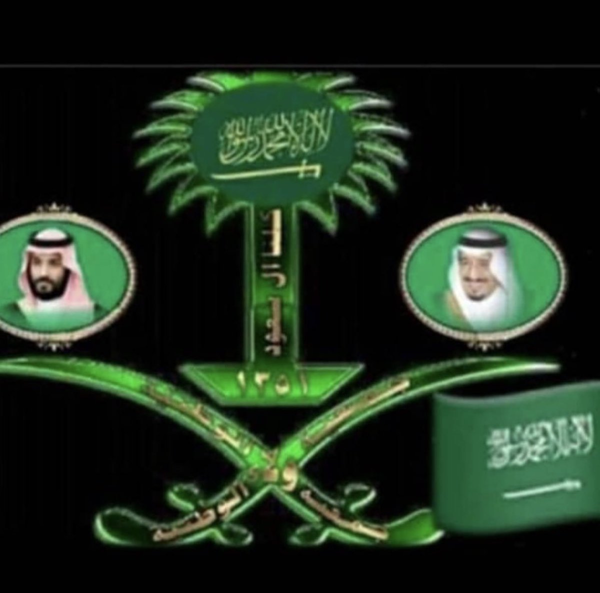 #الوطن_بعيون_شعراء_العرب
(((((((((دام عزك ياوطن)))))))))))))

زان القصيـد وزيـنـة  الشعـر لازان
وسـج  الفكـر  واول  الغيث  قطـره

يقــولـــه اللـي عــارفٍ  كل الاوزان
حب الوطـن مـزوع  فـ الروح فطره