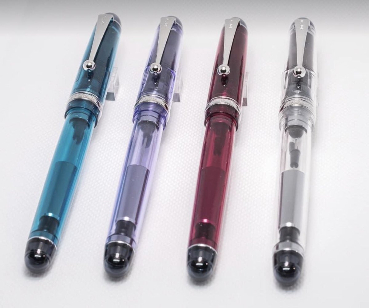pinkplantspunk's tweet photo. Should I do this?? The purple one huhuhu #PilotCustom74

I dreamed of this as a kid, as I didn’t have the money for it. Now it’s within reach... but I only have bills and savings holding me back 😂😂😂 https://t.co/ecv5WfAYyg