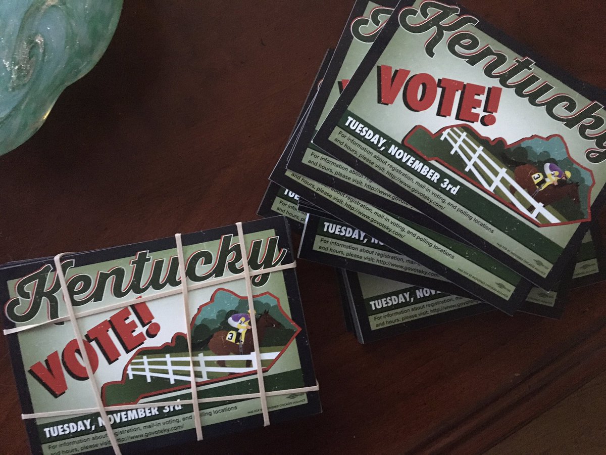 IndivisibleFlag's tweet photo. I’m doing 200 postcards for Kentucky to remind people to vote it’s an @Postcards2WI project. #PostcardsToVoters #PostcardsToSwingStates #ProgressiveTurnoutProject #VOTE    #AmyMcGrath2020 #kentucky #MitchMcConnellIsAHypocrite https://t.co/hqu7mrn1zs