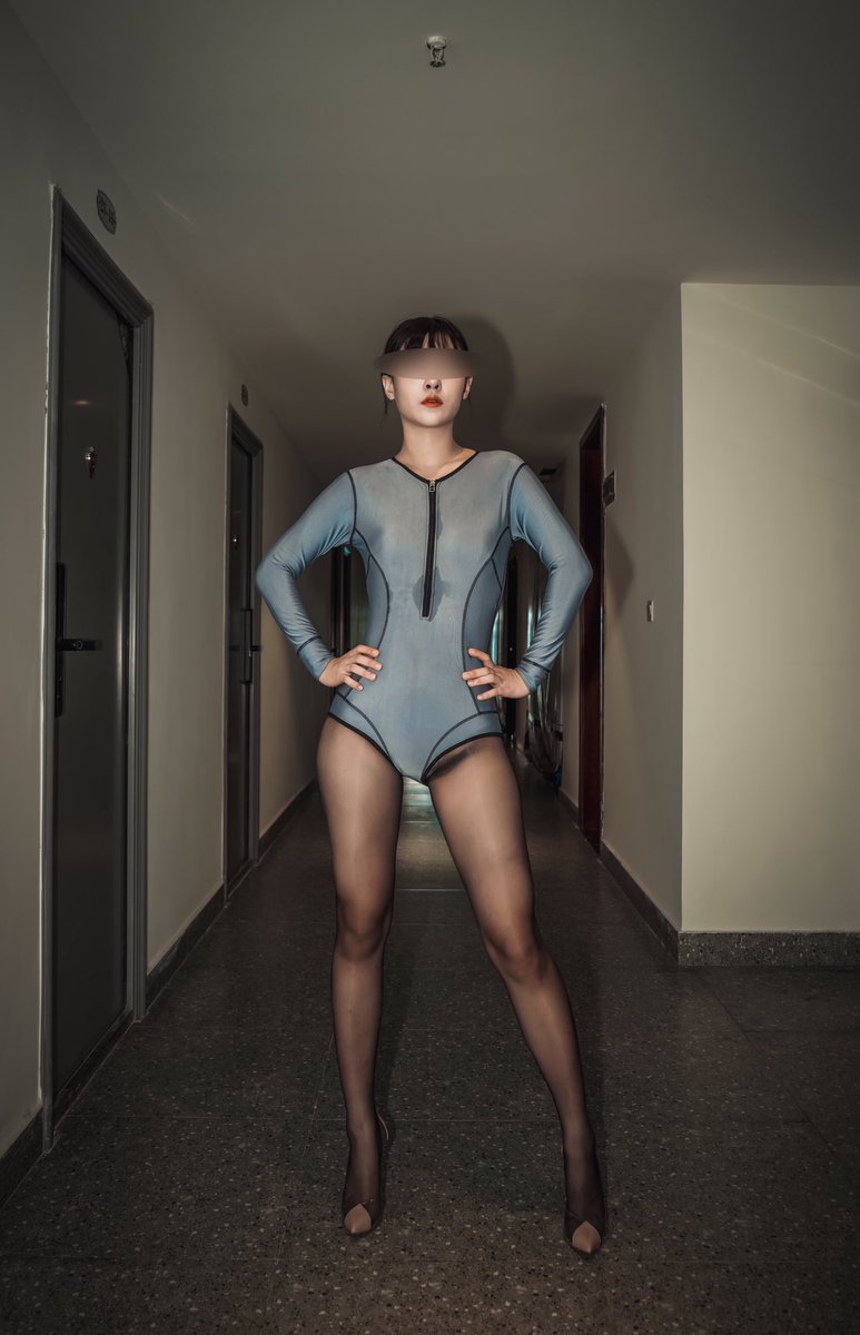 超高颜值模特丝袜拍摄，反馈丝袜不错，柔顺丝滑。<a href="/Dream_QY/">风一样的少年</a>