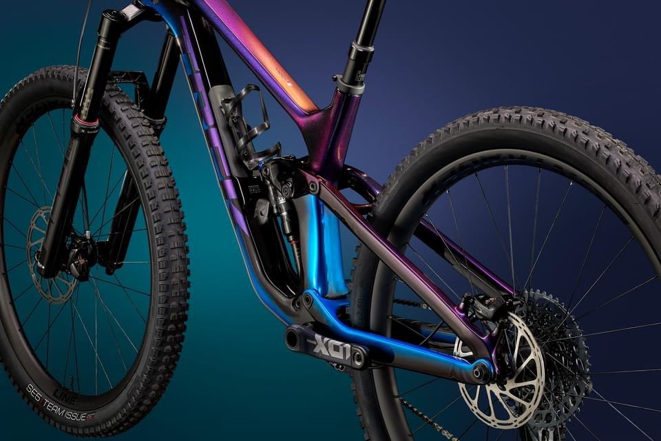 Team_Cycles's tweet photo. We are still not over the new slash. 😯

Now you can get your dream slash in your DREAM colours. 

Browse the Slash range at #TeamCycles.

https://t.co/cOq5yyhvNH https://t.co/wWpkiaaHHI