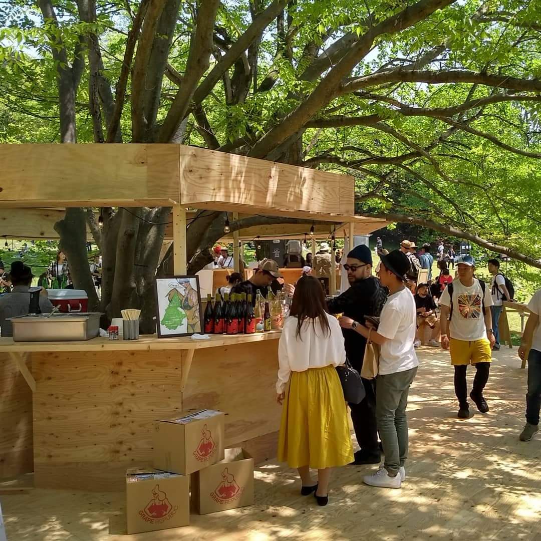 tinystand's tweet photo. 泊まれる公園 INN THE PARKにて利用されました！
#木製屋台 #タイニースタンド #tinystand #innthepark #numazu https://t.co/pJMoubiQxX