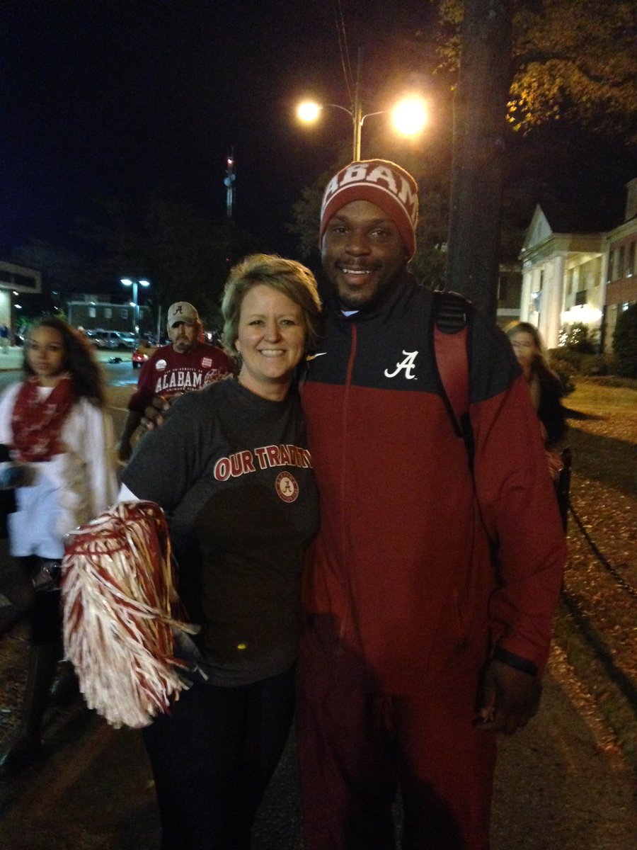 5Beards4Bama's tweet photo. @reggieragland HAPPY 27th BIRTHDAY! Wishing you a blessed day! Shine bright in Detroit! Our oldest shares this day with you..he is 17.  #birthdaybuddy #Favorite19 #RTR https://t.co/oODLWoSWel