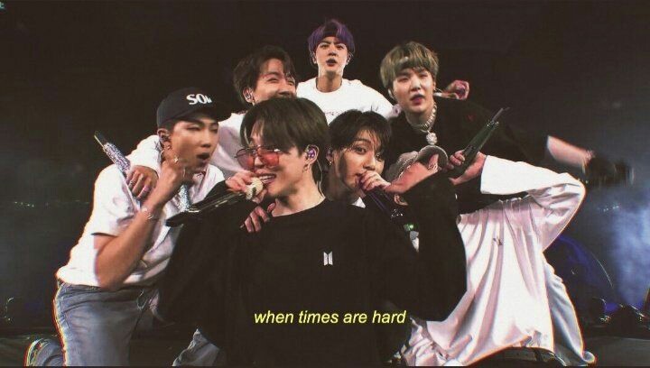 KEU5YYZ1OvE0sWW's tweet image. "Life goes on, Let's live on / La vida sigue, vivamos"

- Como unas simples palabras nos pueden motivar a seguir adelante apesar de que no tengamos fuerzas o ganas de continuar y sobre todo si esas palabras vienen de las personas que más quieres ...