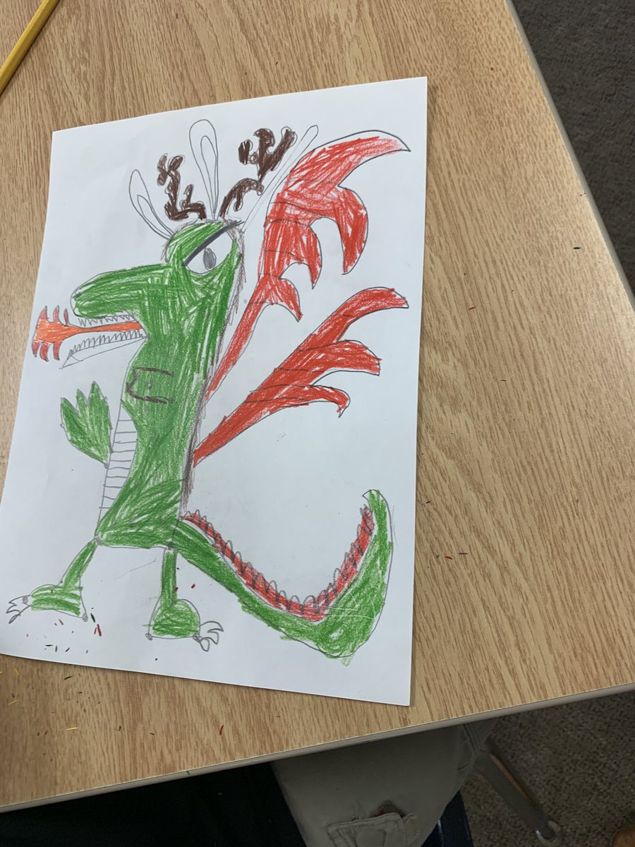 gcsdARTwithMrsC's tweet photo. 3rd Grade artists @LongridgeGCSD are creating creatures! #imagination https://t.co/E0hALEZF7K