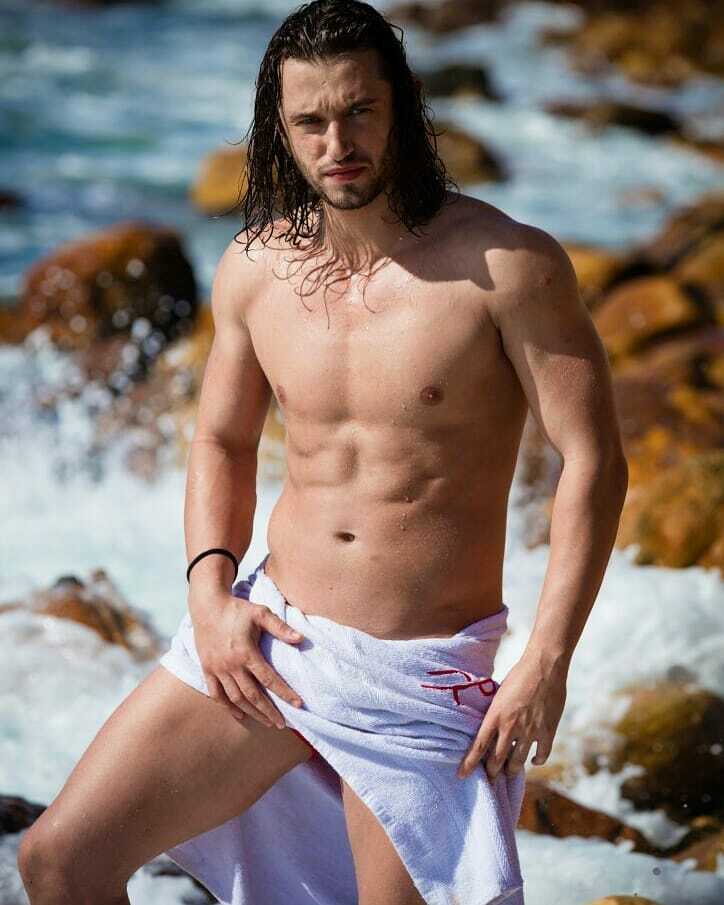 Wacky Wednesday 🤤🤤
@cpt_barbosa_ 

Bookings at
Info@pulsedancers.com

#pulsedancers #LadiesNight #bacherlorette #bacherloretteparty #birthdaygirl #pulse #sexy #pulsesouthafrica #capetown #southafrica