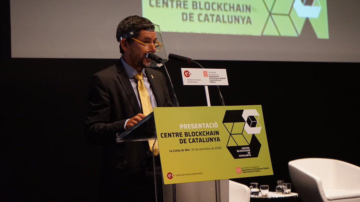 CambraBCN's tweet photo. 🗨️ @jcanadellb: "Amb iniciatives com el #CentreBlockchainCAT, encara que siguin embrionàries, demostrem que les cambres volem ser un engranatge més de la revolució tecnològica."
#CATDigital https://t.co/QYYKkIMX0d