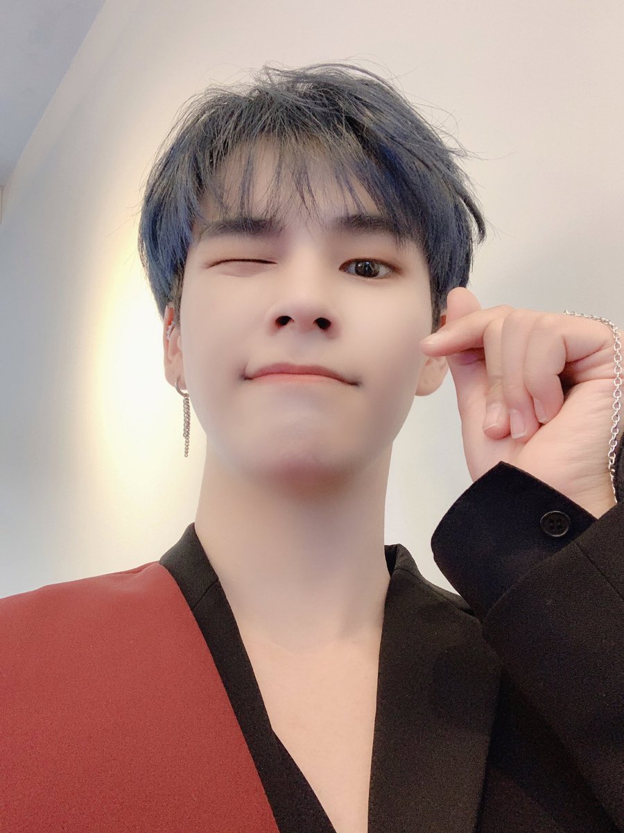 러비티!! #쇼챔피언 보셨나요?!
ㅎ저녁 맛있게 먹어요 러비티🥰
#크래비티 #세림