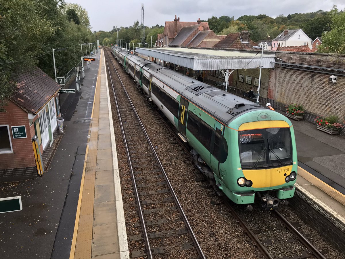 Absolute_Block's tweet image. Rainy day at Crowborough Station #class171 #crowborough #crowboroughstation #railway