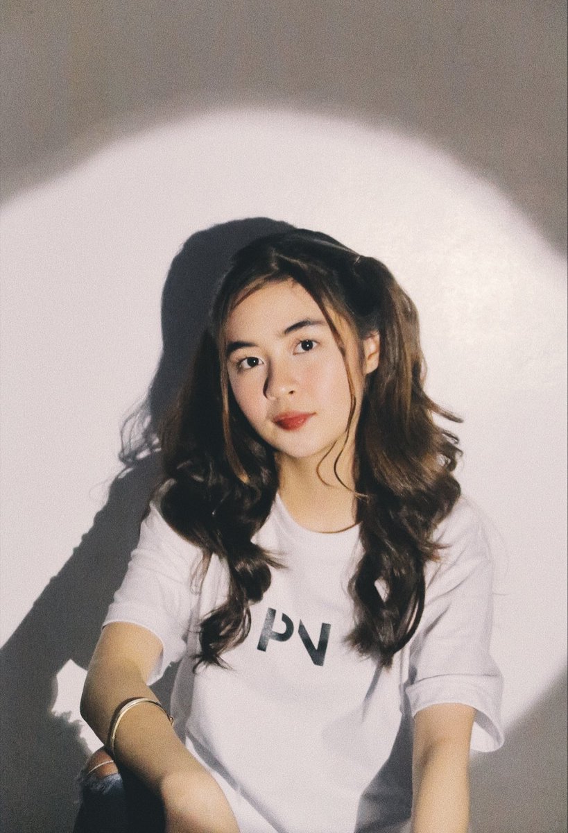 cesstorres_'s tweet photo. pa mine nalang po ng merch namin hehe😆🖤 https://t.co/qPRMSPtIIV