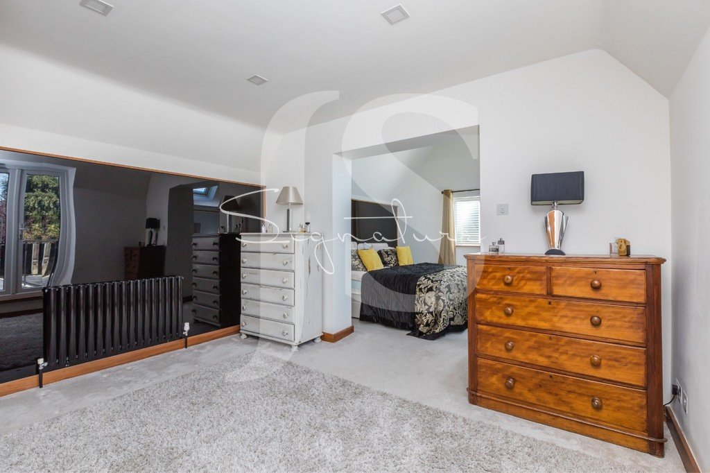 Jacobs Steel | Estate Agents tweet media