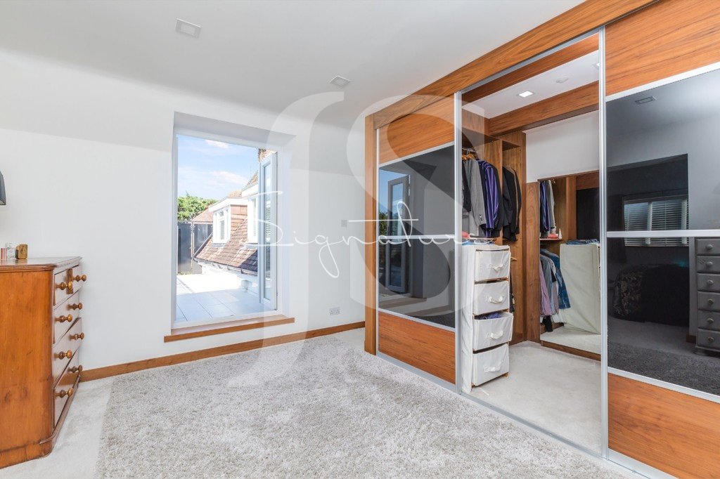 Jacobs Steel | Estate Agents tweet media