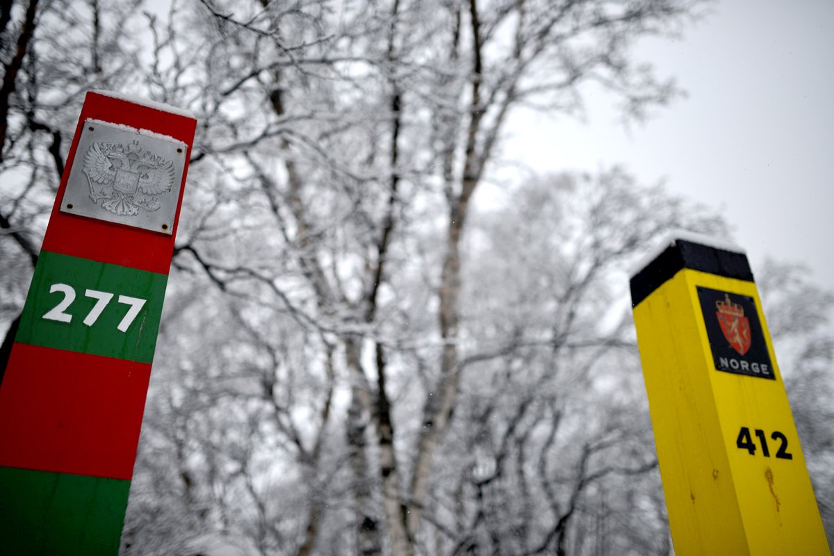 Er det fortsatt norsk-russisk idyll i grenseområdet i Sør-Varanger?

Russlands annektering av Krim-halvøya i 2014 innledet en ny kuldeperiode mellom øst og vest. 
#finnmark 

<a href="/UiTFinnmark/">UiT Finnmark</a> <a href="/UiTromso/">UiT | University of Tromsø</a> <a href="/Econa_1939/">Econa</a> 

bit.ly/3cqeYuc