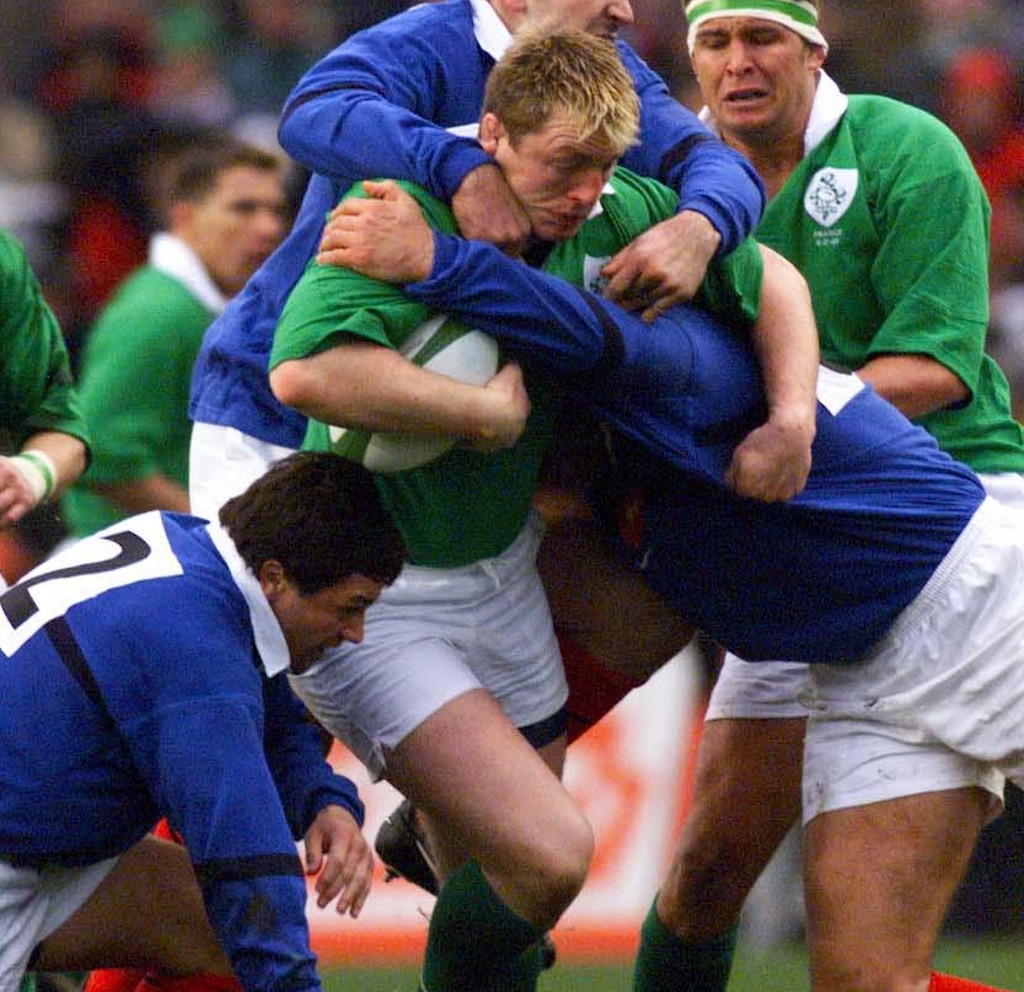  Happy 45th birthday to Ireland legend Eric Miller! 