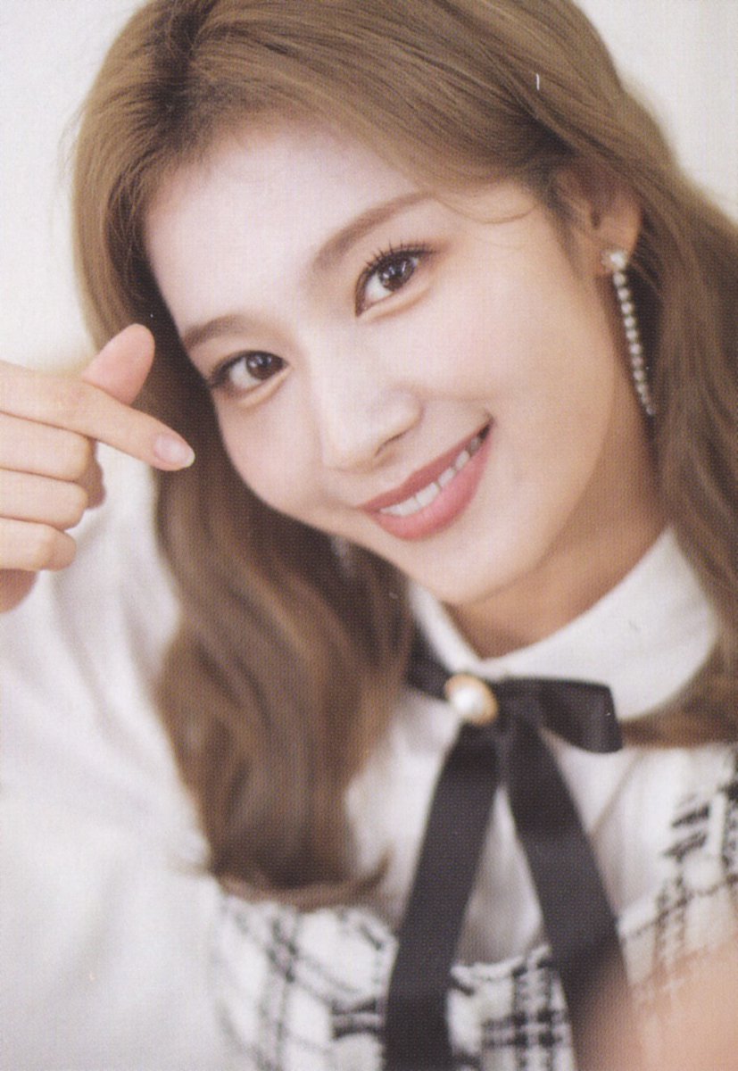 SDSANA96's tweet photo. @SDMULU Hey, would you be my friend? Cause I want to be you Secret Friend! https://t.co/IaMiO5jtNL
